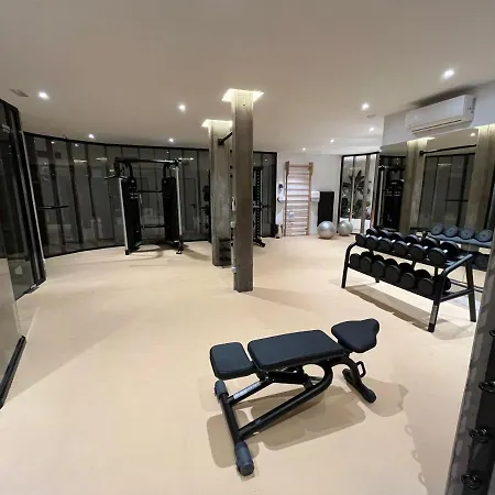 아파트 Cozy With Pools In Mar