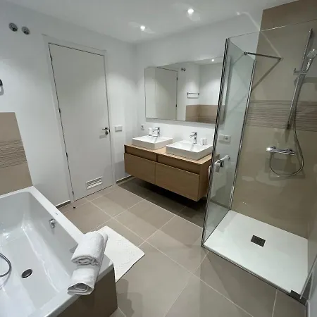 아파트 Cozy With Pools In Mar