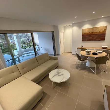 아파트 Cozy With Pools In Mar *